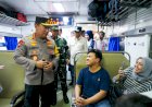 Tinjau Stasiun Pasar Senen, Kapolri Pastikan Pemudik Terlayani dengan Baik 
