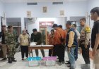 Mendapat Pengawalan TNI-Polri, Hasil Rekapitulasi Pilkada Tingkat PPK Didistribusikan ke KPU Pekalongan