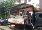 Polres Metro Jakpus Bangun Tiga Dapur Lapangan Untuk Bantu Korban Kebakaran Kebon Kosong