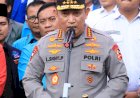 Kapolri dan Panglima TNI Bagikan 161.411 Paket Bansos Jelang Ramadan