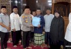 Kapolsek Cipayung Tarawih Bersama 3 Pilar, Ajak Warga Jaga Keamanan di Bulan Ramadan