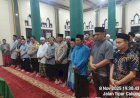 Wujud Duka atas Gugurnya Penjaga Jakarta, Kapolsek Cakung Hadiri Pemakaman dan Berikan Santunan kepada Keluarga Duka