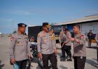 Kapal MV Egon Tiba di Pelabuhan Krueng Geukueh, Kapolres Lhokseumawe Terima Bantuan Polri