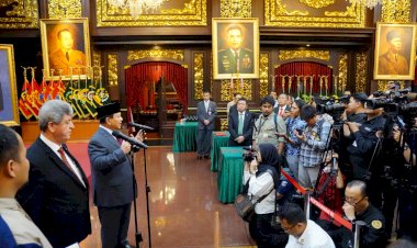 Beasiswa Pendidikan Diberikan Prabowo untuk 22 Pemuda Palestina Kuliah di Unhan