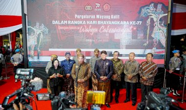 80 Ribu Masyarakat Saksikan Pagelaran Wayang Kulit dalam Rangka HUT Bhayangkara ke-77