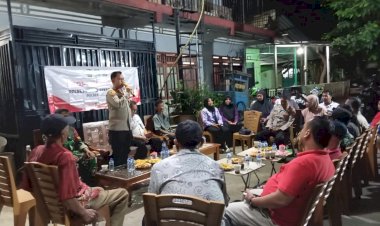 Kapolsek Ciracas Kembali Berdiskusi Terkait Kamtibmas dengan Warga Lewat Giat “Ngopi Kamtibmas” jelang Pilkada Serentak 2024