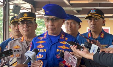 Polri Turun Tangan Bantu Evakuasi Penanganan Banjir di Jabodetabek