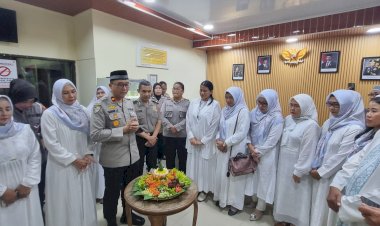 Buka Bersama dan Santunan Anak Yatim Piatu di Polsek Ciputat Timur