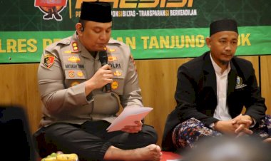 Kapolres Pelabuhan Tanjung Priok Bahagiakan  Anak Yatim Piatu