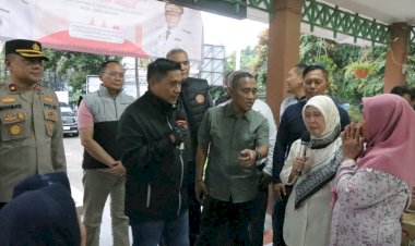 Polri Peduli di Bulan Suci Ramadhan: Kapolda Metro Jaya dan Alumni AKABRI 1990 Gelar Bakti Sosial di Panti Sosial Tresna Werdha