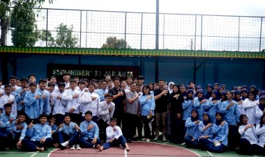 Ditresnarkoba Polda Metro Jaya Gelar Sosialisasi Bahaya Narkoba di SMP Negeri 33 Jakarta