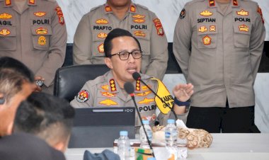 Apresiasi Kinerja, Kabid Humas Polda Metro Jaya Beri Penghargaan Kepada Personel Terbaik