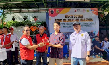 Bakti Sosial Pengobatan Gratis, PMI Jakarta Utara Kolaborasi dengan FKDM Kelurahan Warakas