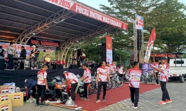 Bhayangkara Fun Walk Meriahkan HUT Bhayangkara ke-79 di Kebun Raya Indrokilo Boyolali
