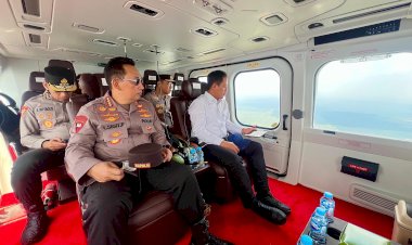 Kapolri Pantau Titik Api Via Udara, Cek Kesiapan Penanganan Karhutla di Riau