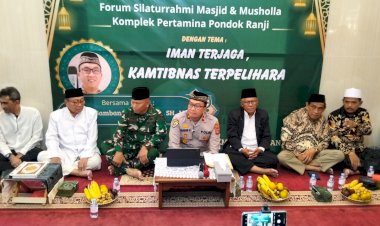Kapolsek Ciputat Timur Hadiri Pengajian Bulanan Forum Silaturahmi Masjid dan Musholla An-Nur