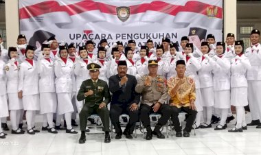 30 Paskibra dikukuhkan di Kecamatan Sragi