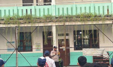 Disiplin hingga Bahaya Narkoba, Polres Metro Bekasi Sasar Pelajar Lewat Program 'Police Goes To School'