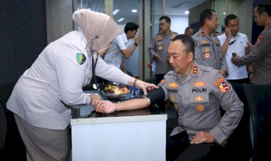 Humas Polri Gelar Donor Darah Serentak, Terkumpul 16.619 Kantong dalam Rangka Hari Jadi ke-74