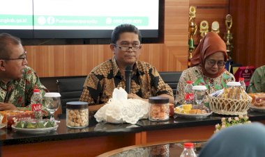 Kemendagri Pantau Penerapan SPM di Bandung, Tinjau Layanan Dasar dan Inovasi Daerah