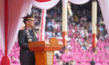 Wakapolri Komjen Dedi Prasetyo Raih Penghargaan Kepemimpinan Publik dari Fakultas Hukum Universitas Brawijaya