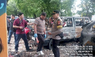 Respon Cepat Pamapta III Datangi TKP, Kebakaran di Bawah Layang Karang Anyar Berhasil Dipadamkan