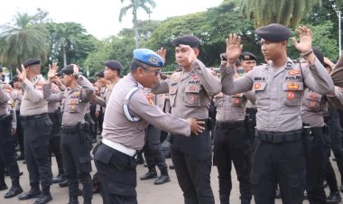 2.155 Personel Dikerahkan untuk Melayani Aksi Unras APDESI di Kawasan Monas
