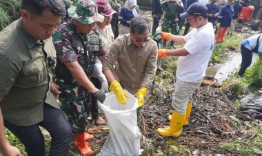 Karbak Bersih Sungai Cipinang di Depok, Jaga Lingkungan Bagian dari Kedaulatan Bangsa