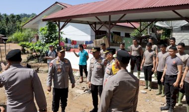 Kapolda Sumut Tinjau Langsung Lokasi Pasca Bencana di Tapanuli Tengah, Pastikan Penanganan Berjalan Optimal