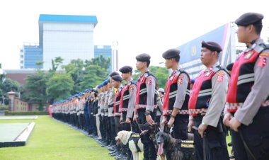 Wakapolri: Polri Berangkatkan 1.500 Personel untuk Penanggulangan Bencana di Aceh, Sumut, dan Sumbar