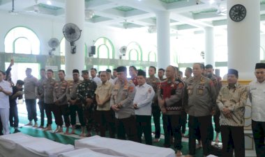 Kapolda Sumbar Pimpin Pemakaman Massal Korban Bencana Palembayan, 253 Orang Meninggal Dunia