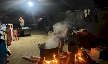 Dapur Umum TNI Terus Mengepul, Dukung Masyarakat dan Prajurit di Wilayah Bencana Sumatera