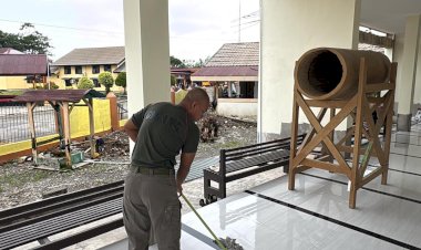 Satgas Damai Cartenz 2026 Perkuat Toleransi dengan Pembersihan Masjid An-Nur Mile 32