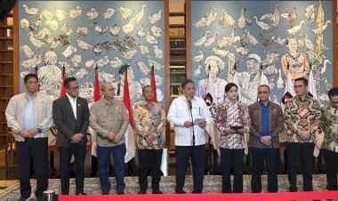 Transisi Kepemimpinan Aman, Pemerintah Pastikan Bursa dan OJK Tetap Berjalan Normal