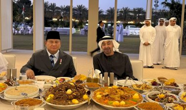 Momen Prabowo Buka Puasa Bersama Presiden MBZ , Disuguhi Sajian Khas Timur Tengah
