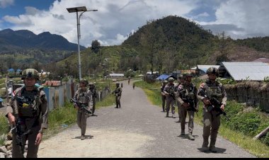 Patroli di Ilaga, Menjaga Keamanan Sambil Membangun Percakapan dengan Warga