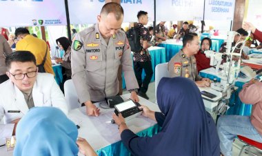 Polri Untuk Masyarakat : Polda Jatim Gelar Baksos dan Bakkes untuk Ribuan Warga di Nganjuk