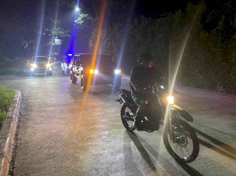 Gunakan Kendaraan Taktis Maung, Koramil 05/Sawangan dan Polsek Bojongsari Perkuat Patroli Keamanan