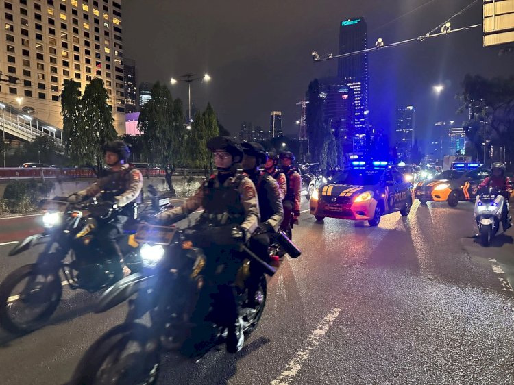Polda Metro Jaya Patroli Skala Besar di Jaksel, Jamin Keamanan Warga