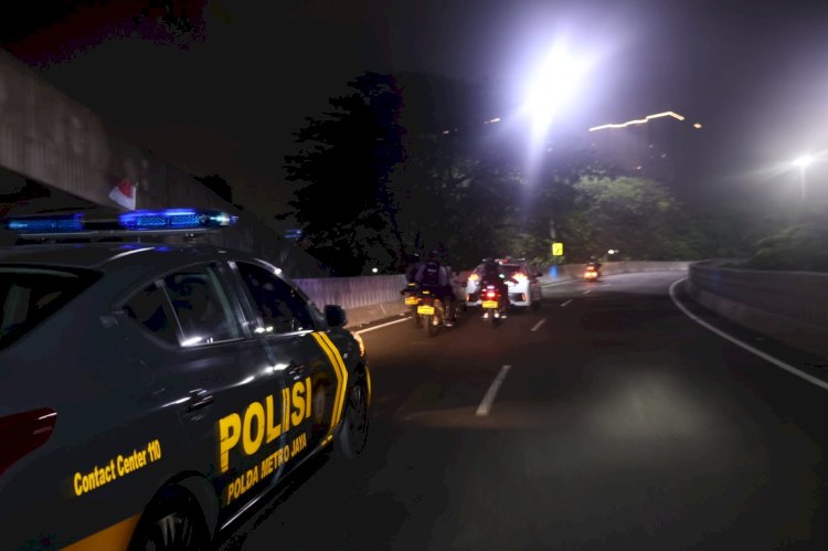 Patroli Malam Polda Metro Jaya: Wujud Kehadiran Polri Jaga Kamtibmas di Jakarta