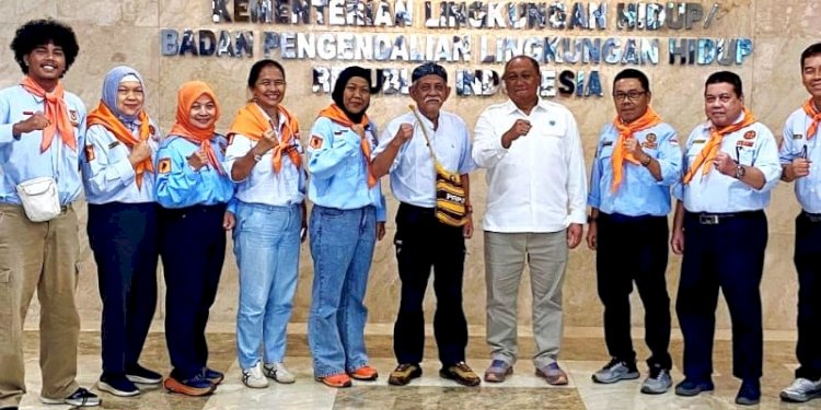 Kementerian Lingkungan Hidup dan TRAMP Sepakat Gelar Pendakian Sumpah Pemuda