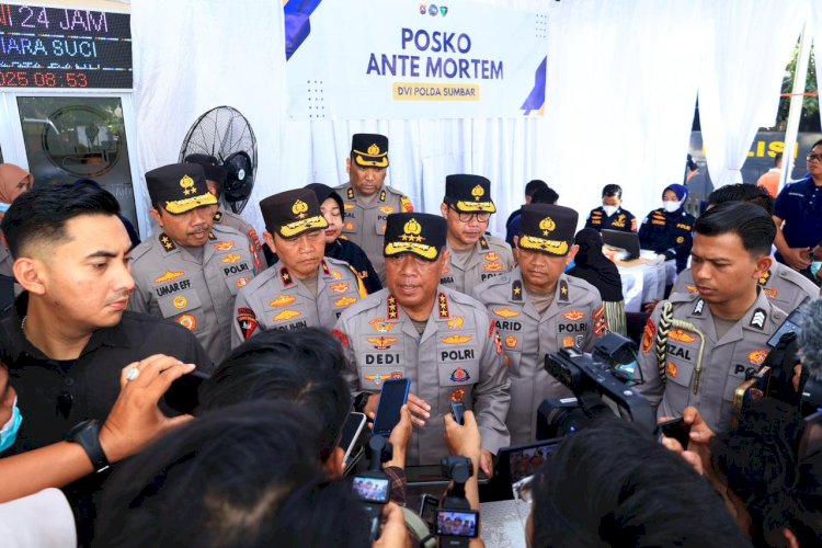 Wakapolri Tinjau Posko Antemortem DVI di Sumatera Barat, Pastikan Proses Identifikasi Korban Berjalan Optimal