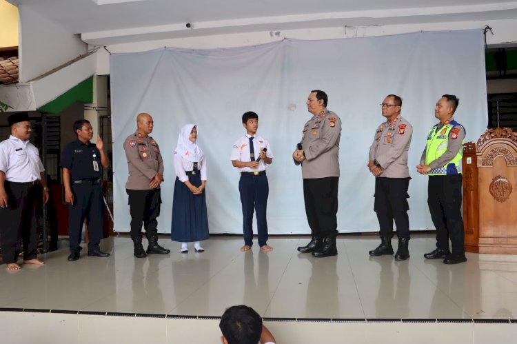 Polisi Ingatkan Siswa SMP 261 soal Bahaya Tawuran, Narkoba, Konten Film Dewasa