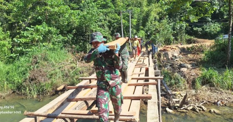 Pembangunan Jembatan Gantung Jadi Prioritas TNI Bantu Siswa Mengakses Sekolah