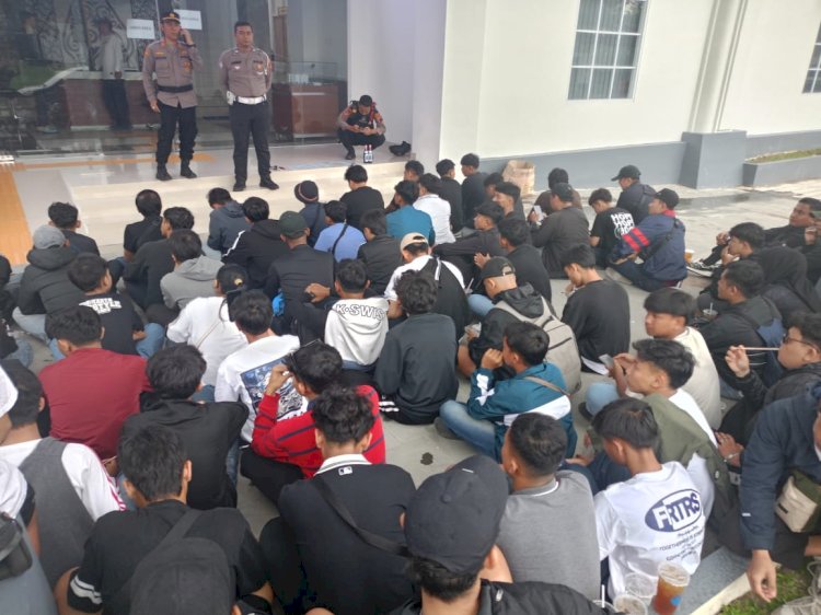 Abaikan Larangan Suporter Tamu, Polresta Surakarta Amankan Ratusan Bobotoh di Solo