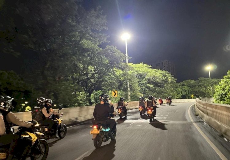 Satgas Anti Tawuran Ditsamapta Polda Metro Jaya Amankan 7 Pemuda dan 3 Sajam di Cilincing
