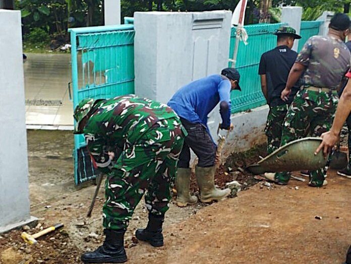 H+17 TMMD, Saluran Air di Bojong Lio Semakin Mendekati Rampung