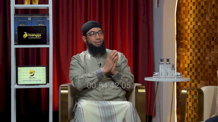 Khalid Basalamah: Jangan Mudah Kritik Kebijakan, Lihat Sisi Positifnya